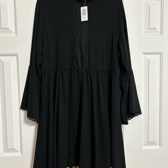 Torrid Black Lace Detail Dress 3X New with tags - Picture 3 of 3